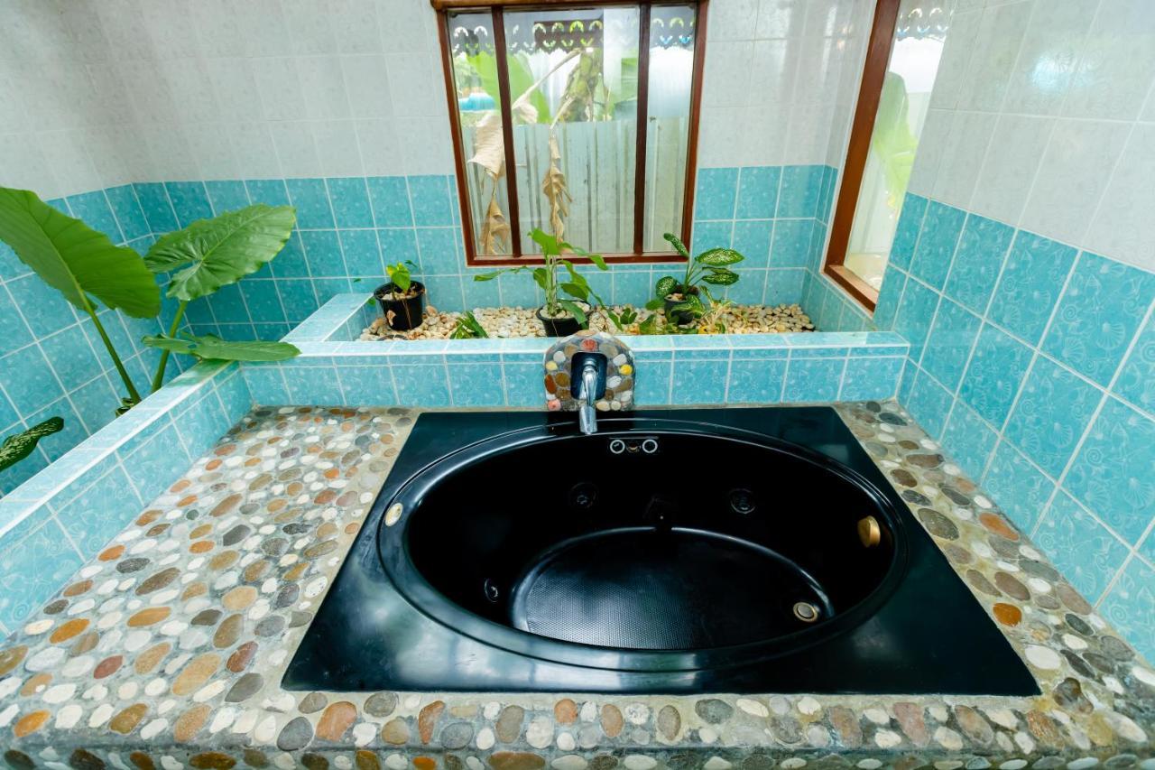 Ao Nang Bay Resort Bagian luar foto
